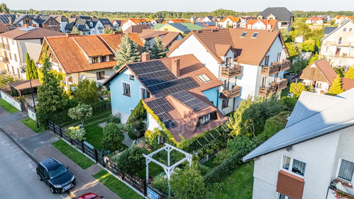 dom wolnostojący Łeba, ul. Władysława Grabskiego. Zdjęcie 2