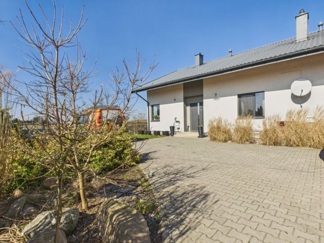 dom wolnostojący, 4 pokoje Kalinko. Zdjęcie 19