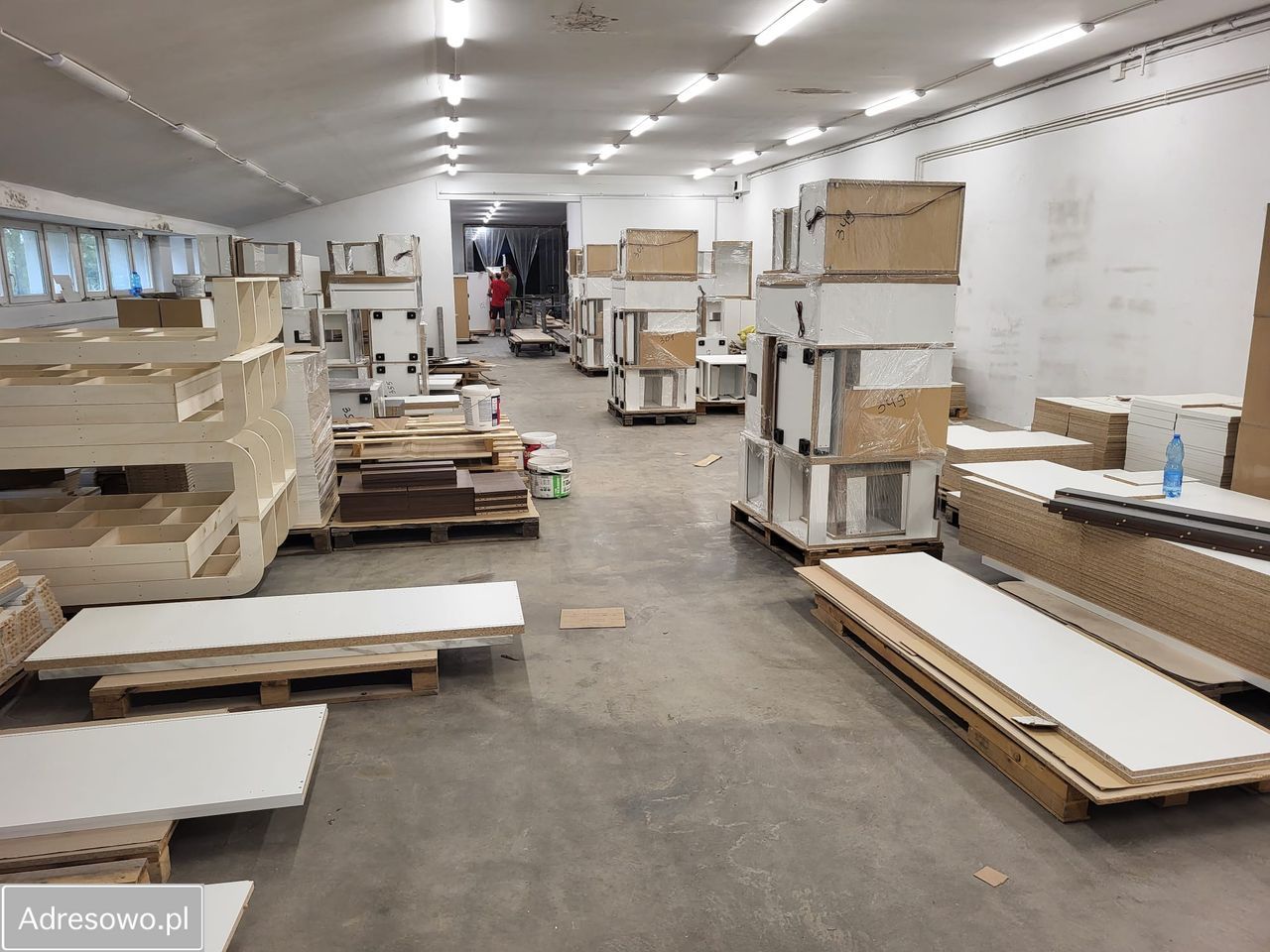 Hala/magazyn Brużyczka Mała. Zdjęcie 3