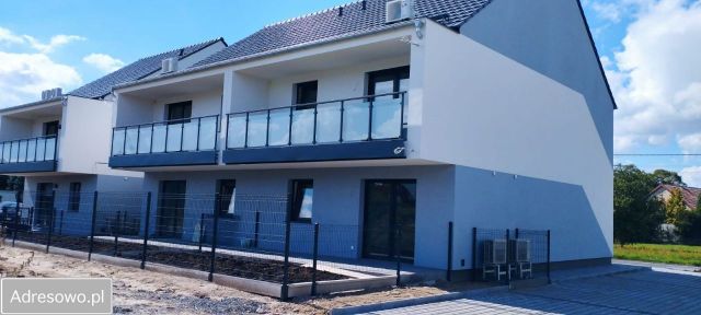 Mieszkanie 4-pokojowe Dobrzeń Wielki, ul. Wspólna. Zdjęcie 1