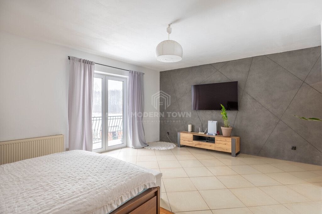 Mieszkanie 3-pokojowe Nowe Grabie. Zdjęcie 2