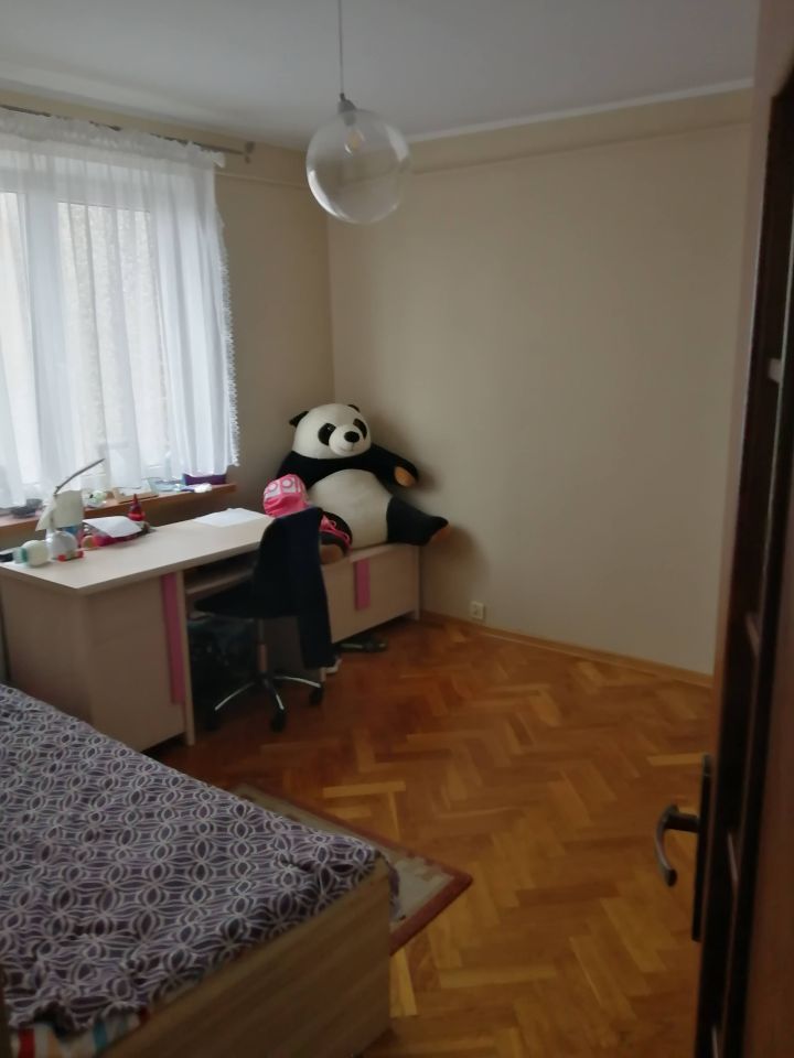 Mieszkanie 4-pokojowe Koło Blizna, PCK. Zdjęcie 4