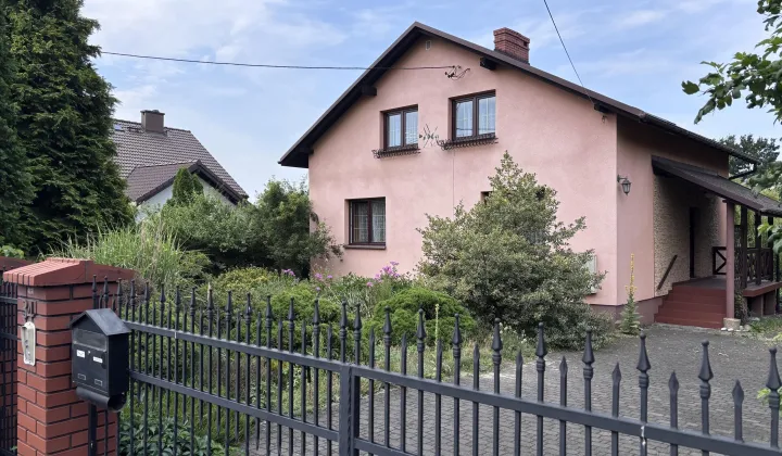 dom wolnostojący, 4 pokoje Radlin Biertułtowy, ul. Kostki Napierskiego