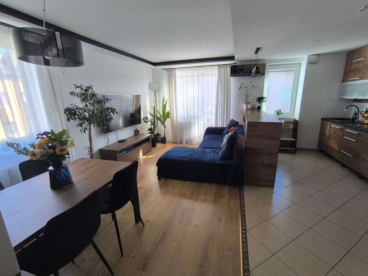 Mieszkanie 4-pokojowe Zielona Góra, ul. Franciszka Rzeźniczaka. Zdjęcie 1