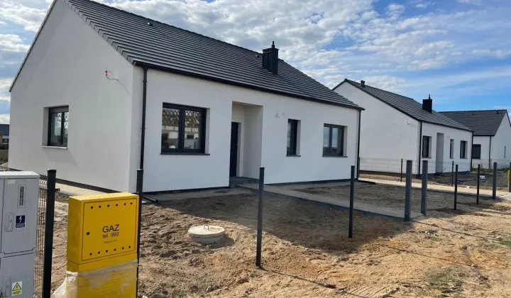 dom wolnostojący, 4 pokoje Bolechówko