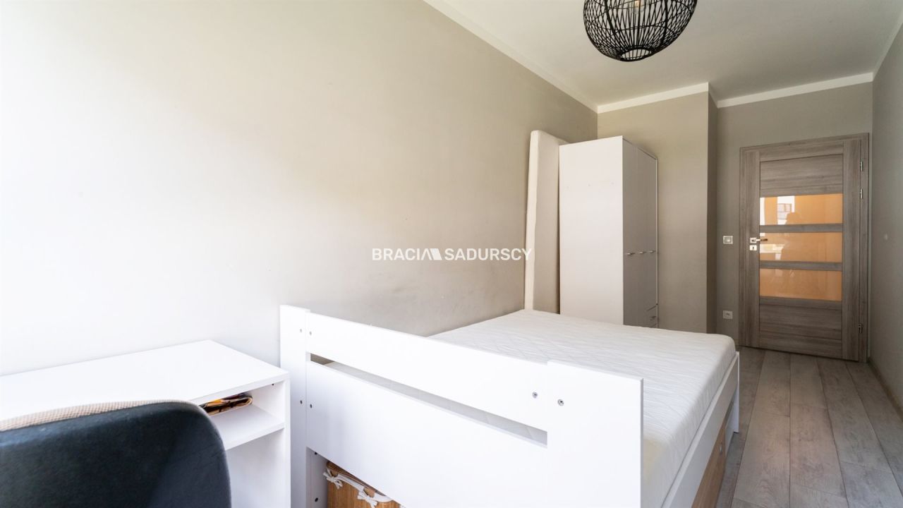 Mieszkanie 4-pokojowe Kraków Podgórze Duchackie, ul. Przyjaźni Polsko-Węgierskiej. Zdjęcie 9