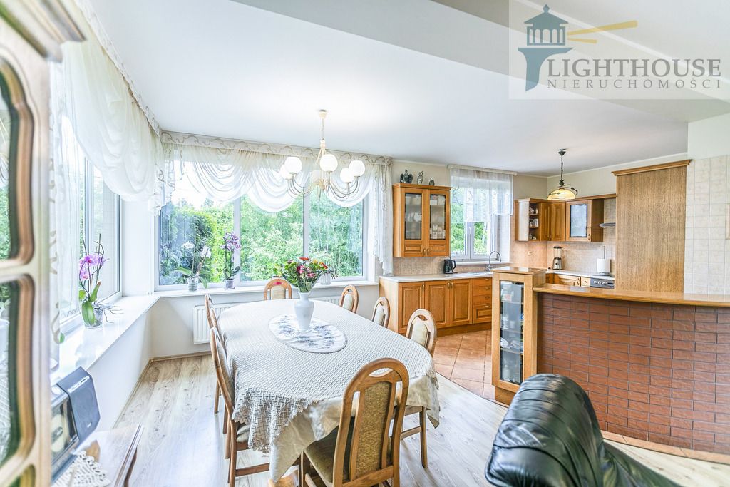 dom wolnostojący, 7 pokoi Trąbki Wielkie. Zdjęcie 7