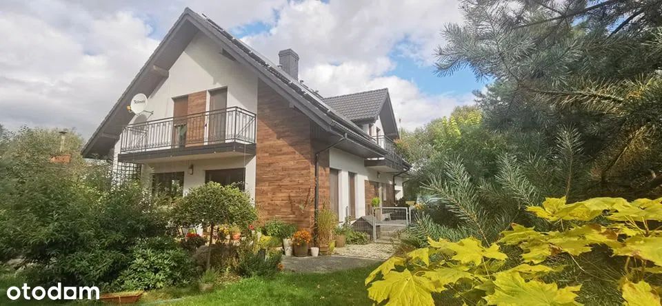 dom wolnostojący, 7 pokoi Kobylarnia, ul. Sarnia