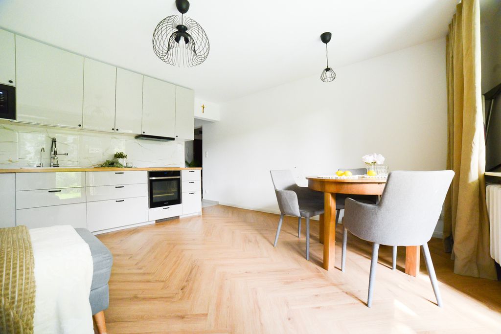 Mieszkanie 3-pokojowe Warszawa, ul. Orlego Lotu. Zdjęcie 4