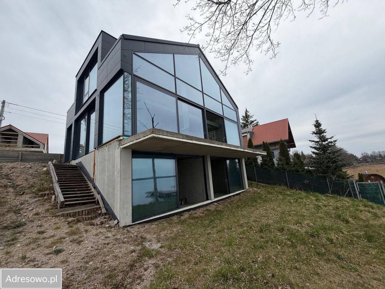 dom wolnostojący, 5 pokoi Stare Sady. Zdjęcie 14