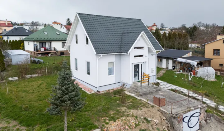 dom wolnostojący, 5 pokoi Pruchnik, ul. Sportowa