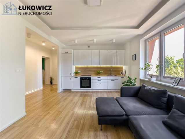 Mieszkanie 3-pokojowe Bielsko-Biała. Zdjęcie 2