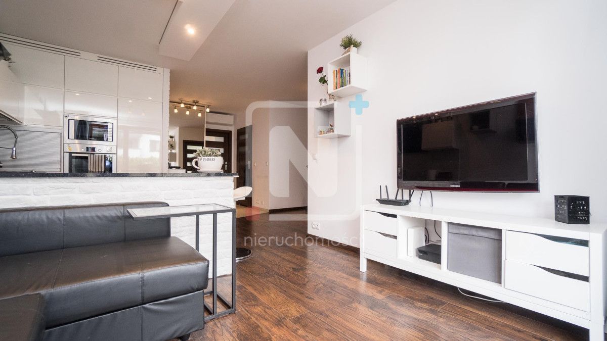 Mieszkanie 3-pokojowe Łomianki. Zdjęcie 4