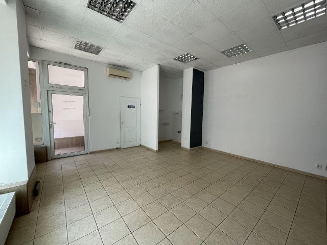 Lokal Szczecin Centrum, al. Wyzwolenia. Zdjęcie 9
