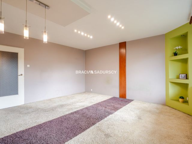 Mieszkanie 3-pokojowe Dobczyce, os. Piastowskie. Zdjęcie 2