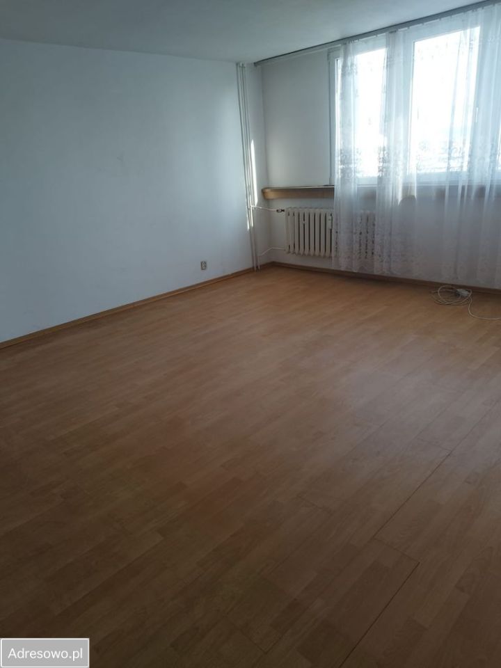 Mieszkanie 3-pokojowe Kłodzko, ul. Rodzinna. Zdjęcie 2