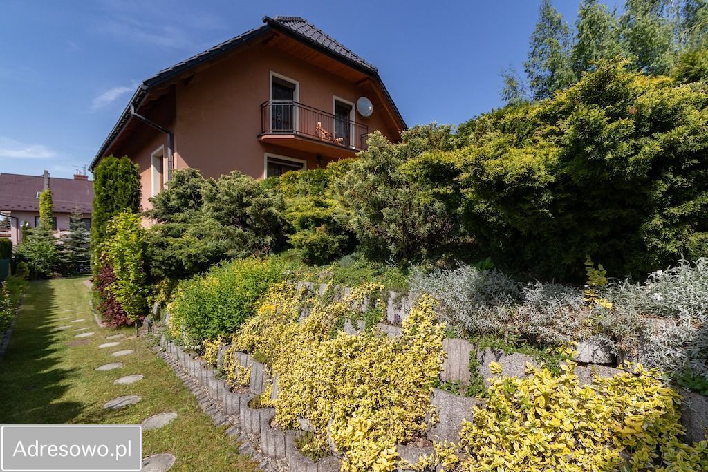 dom wolnostojący, 6 pokoi Bochnia, ul. Podedworze