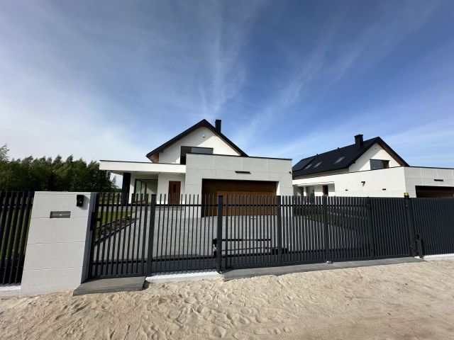 dom wolnostojący, 5 pokoi Otolice. Zdjęcie 9