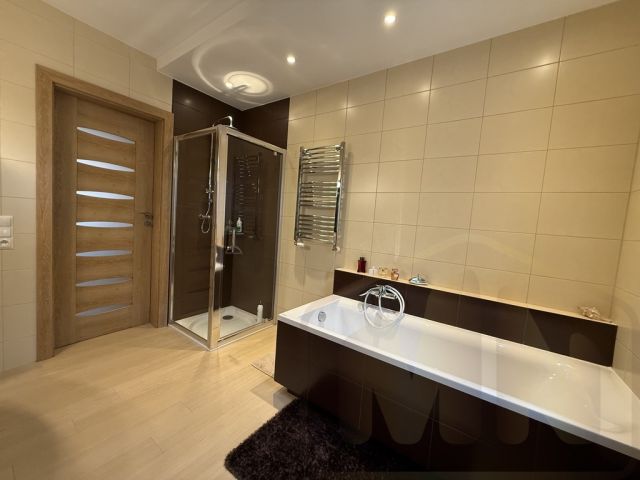 dom wolnostojący, 7 pokoi Leszno Zatorze. Zdjęcie 12