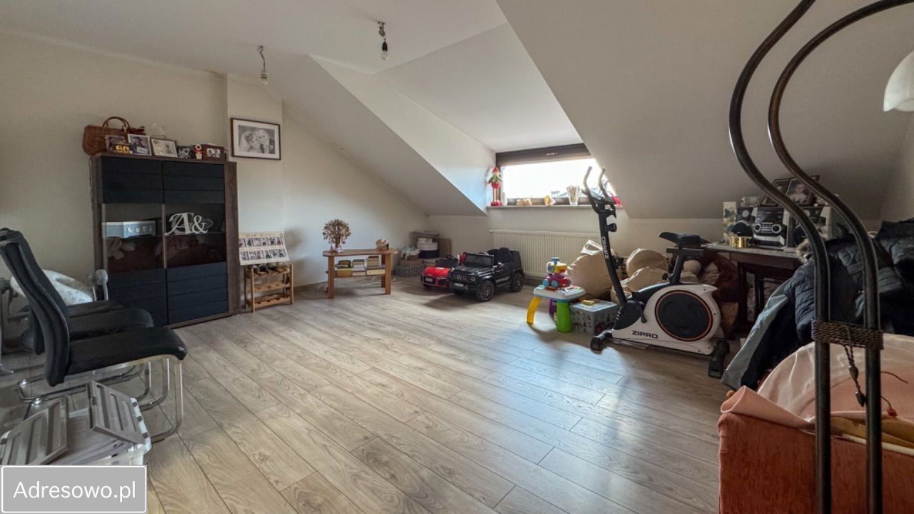 dom szeregowy, 6 pokoi Oława, ul. Adama Mickiewicza. Zdjęcie 8