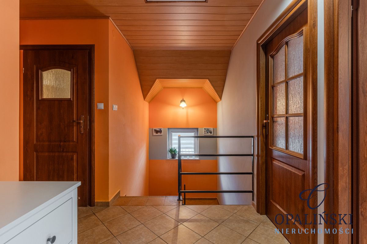 dom wolnostojący, 5 pokoi Kosina. Zdjęcie 17