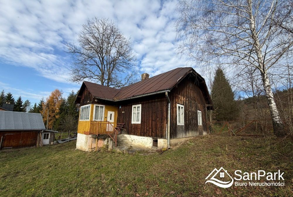 dom wolnostojący, 2 pokoje Lesko. Zdjęcie 2