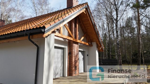 dom wolnostojący, 3 pokoje Borowiny. Zdjęcie 1