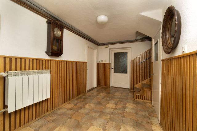 dom wolnostojący, 6 pokoi Jedlicze, ul. dr. Michała Drozdowicza. Zdjęcie 12