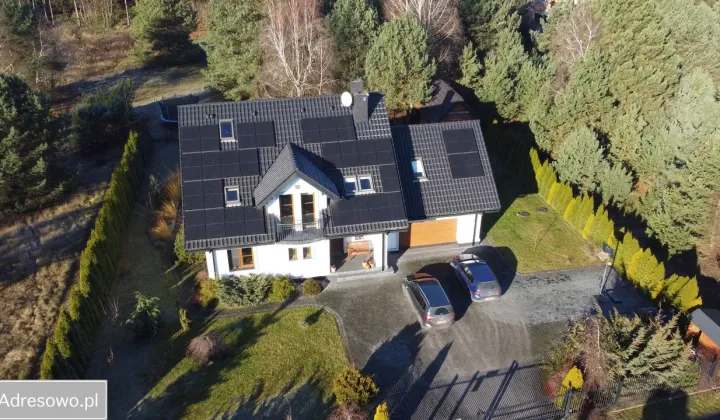 dom wolnostojący, 6 pokoi Czarne Błoto