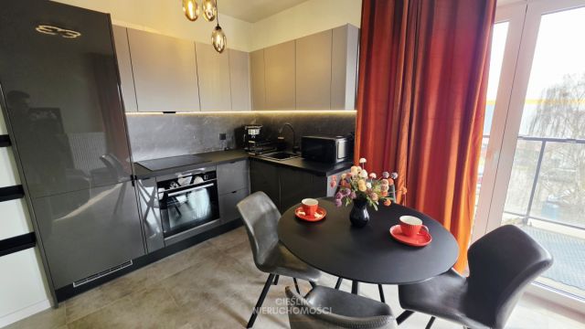 Mieszkanie 3-pokojowe Katowice Dąbrówka Mała, ul. Wiertnicza. Zdjęcie 1