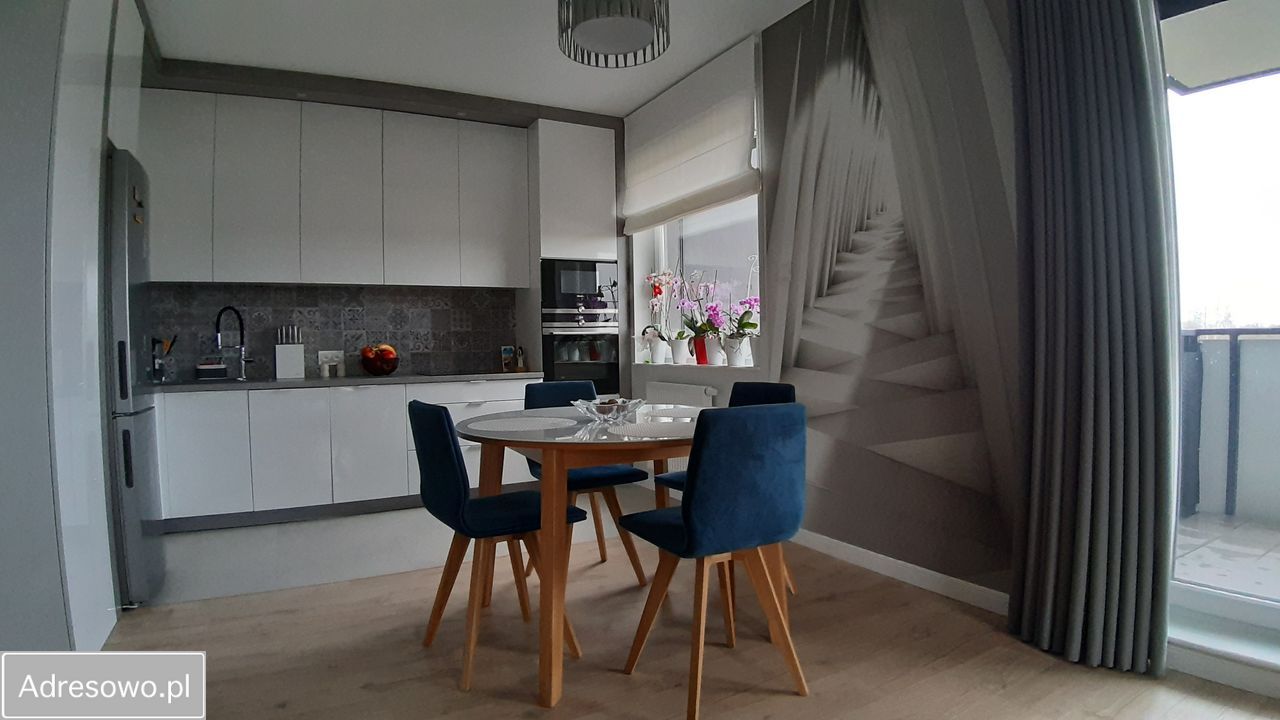 Mieszkanie 3-pokojowe Konin, ul. Berylowa. Zdjęcie 3