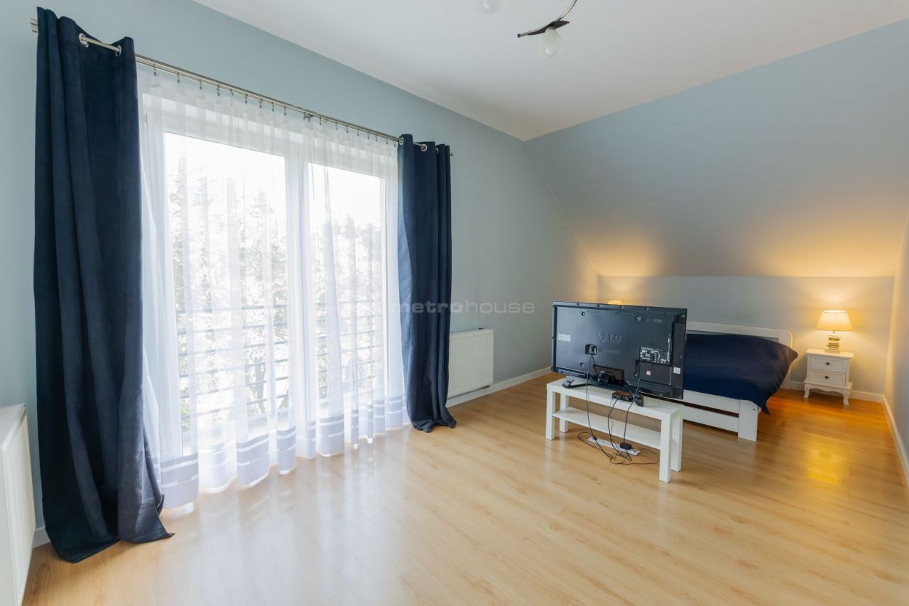 dom wolnostojący, 5 pokoi Stare Załubice. Zdjęcie 9