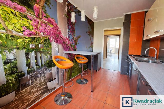 Mieszkanie 3-pokojowe Ustrzyki Dolne, ul. PCK. Zdjęcie 5