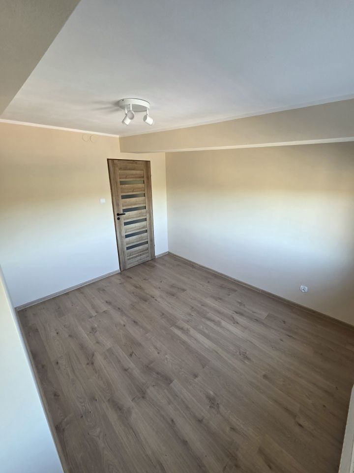 Mieszkanie 4-pokojowe Lubin Centrum, ul. Marii Skłodowskiej-Curie. Zdjęcie 2