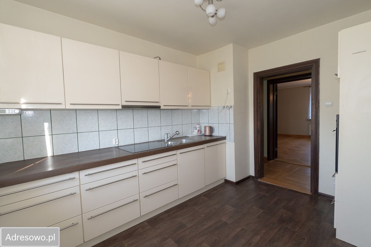 dom wolnostojący, 8 pokoi Łódź Widzew, ul. Jesienna. Zdjęcie 13