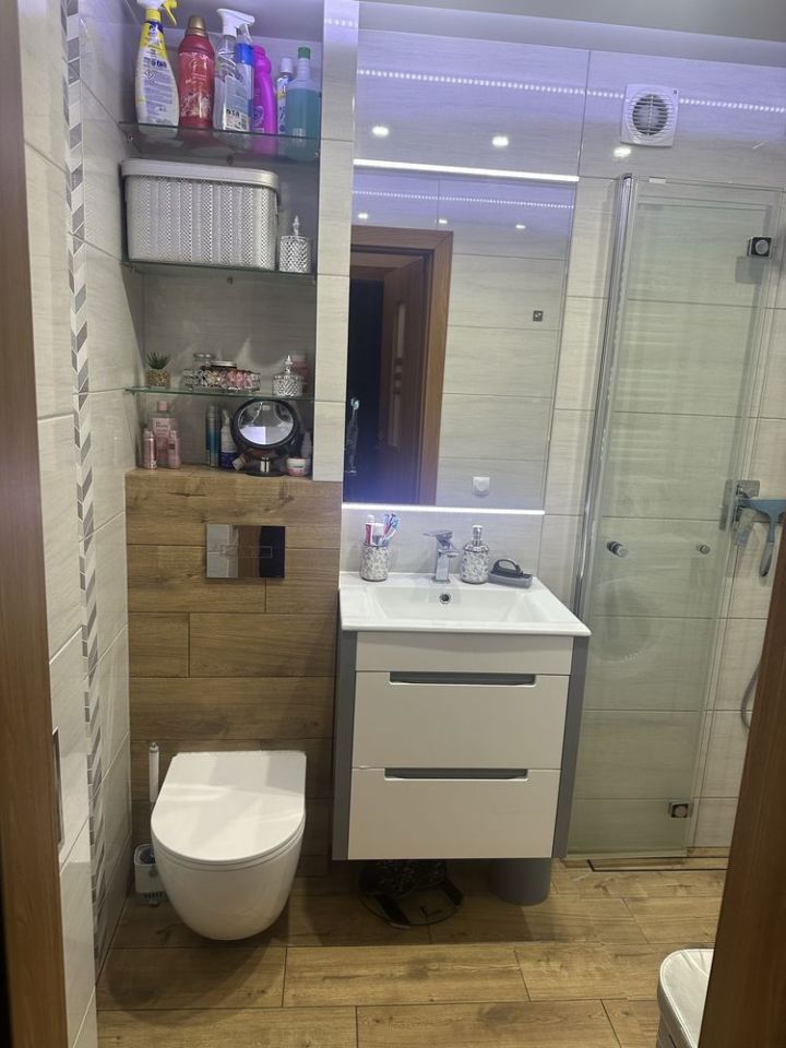 Mieszkanie 3-pokojowe Malbork. Zdjęcie 3