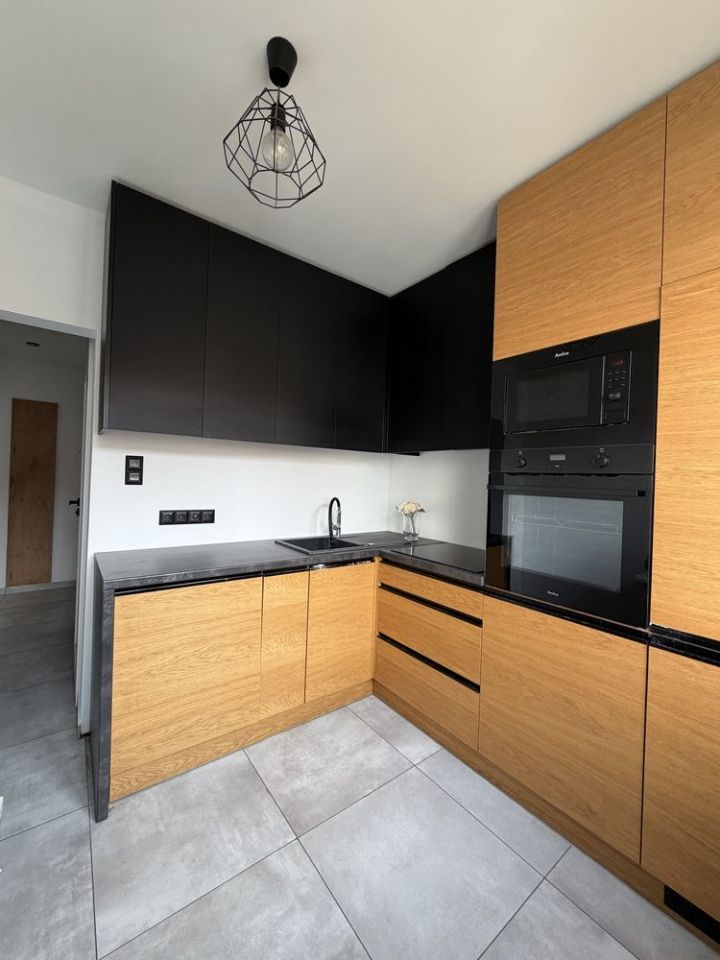 Mieszkanie 2-pokojowe Bytom Śródmieście. Zdjęcie 8