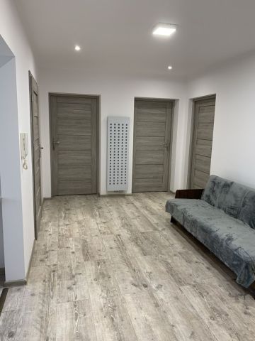 dom wolnostojący, 15 pokoi Wołomin, al. Aleja Niepodległości. Zdjęcie 1