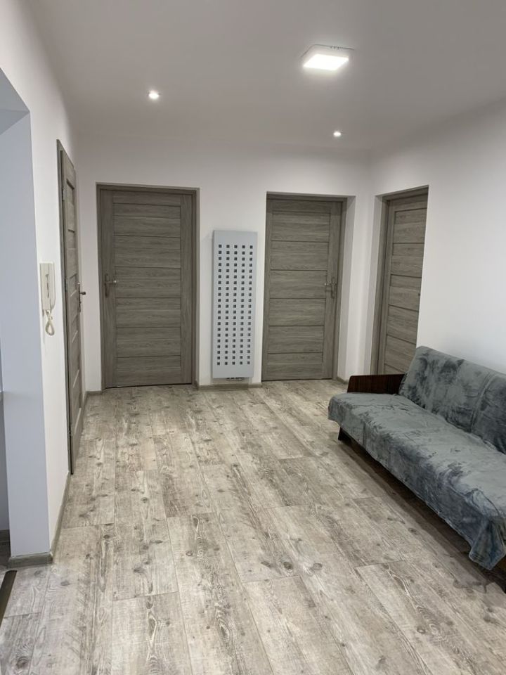 dom wolnostojący, 15 pokoi Wołomin, al. Aleja Niepodległości