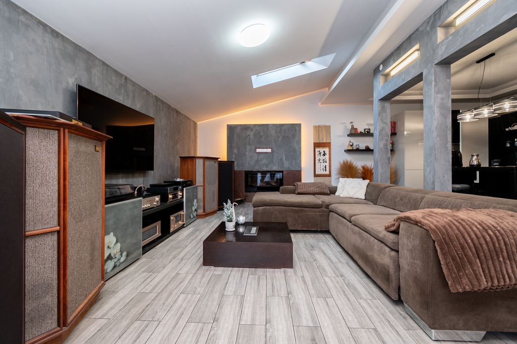 dom wolnostojący, 4 pokoje Szałe. Zdjęcie 3