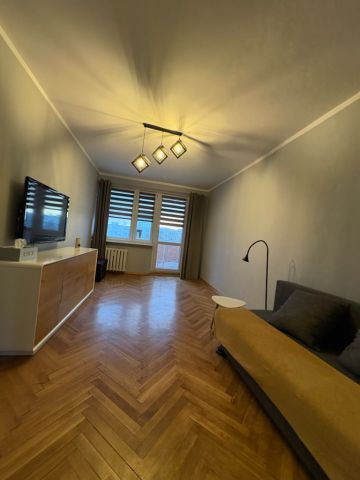 Mieszkanie 3-pokojowe Poznań Winogrady, os. Przyjaźni. Zdjęcie 1