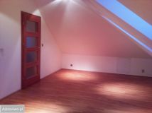 dom wolnostojący, 4 pokoje Łazy, ul. Różana. Zdjęcie 2