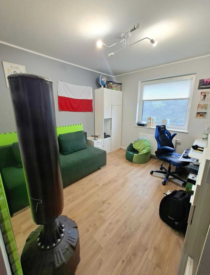 Mieszkanie 4-pokojowe Piła Górne, ul. Lotnicza. Zdjęcie 2