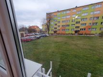 Mieszkanie 2-pokojowe Jelenia Góra Zabobrze, ul. Mieczysława Karłowicza. Zdjęcie 1