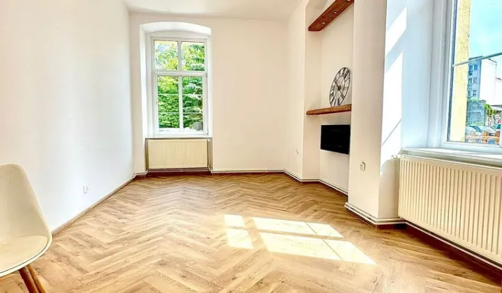 Mieszkanie 3-pokojowe Jelenia Góra Centrum, ul. Osiedle Robotnicze