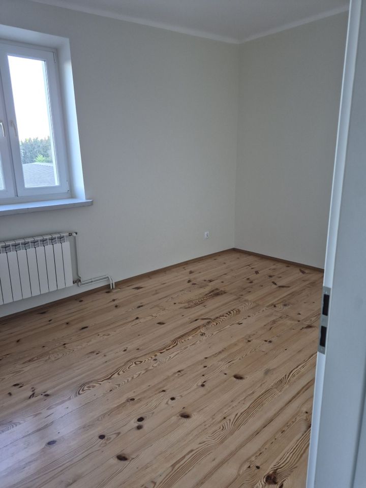 Mieszkanie 4-pokojowe Krówniki. Zdjęcie 8