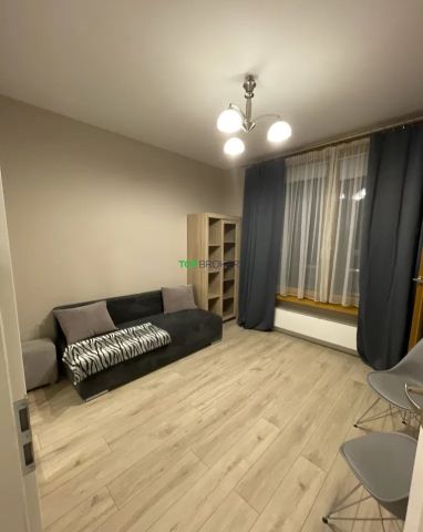 Mieszkanie 3-pokojowe Warszawa Mokotów, al. Wilanowska. Zdjęcie 3