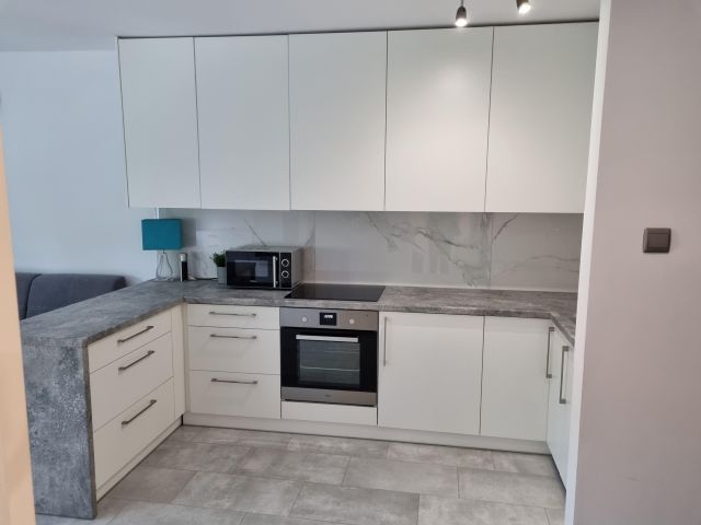 Mieszkanie 1-pokojowe Wałbrzych Biały Kamień, ul. Iwana Miczurina. Zdjęcie 1