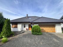 dom wolnostojący, 5 pokoi Sierosław, ul. Kasztanowa