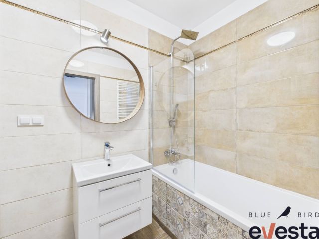 Mieszkanie 2-pokojowe Wrocław, ul. Jamesa Cooka. Zdjęcie 9